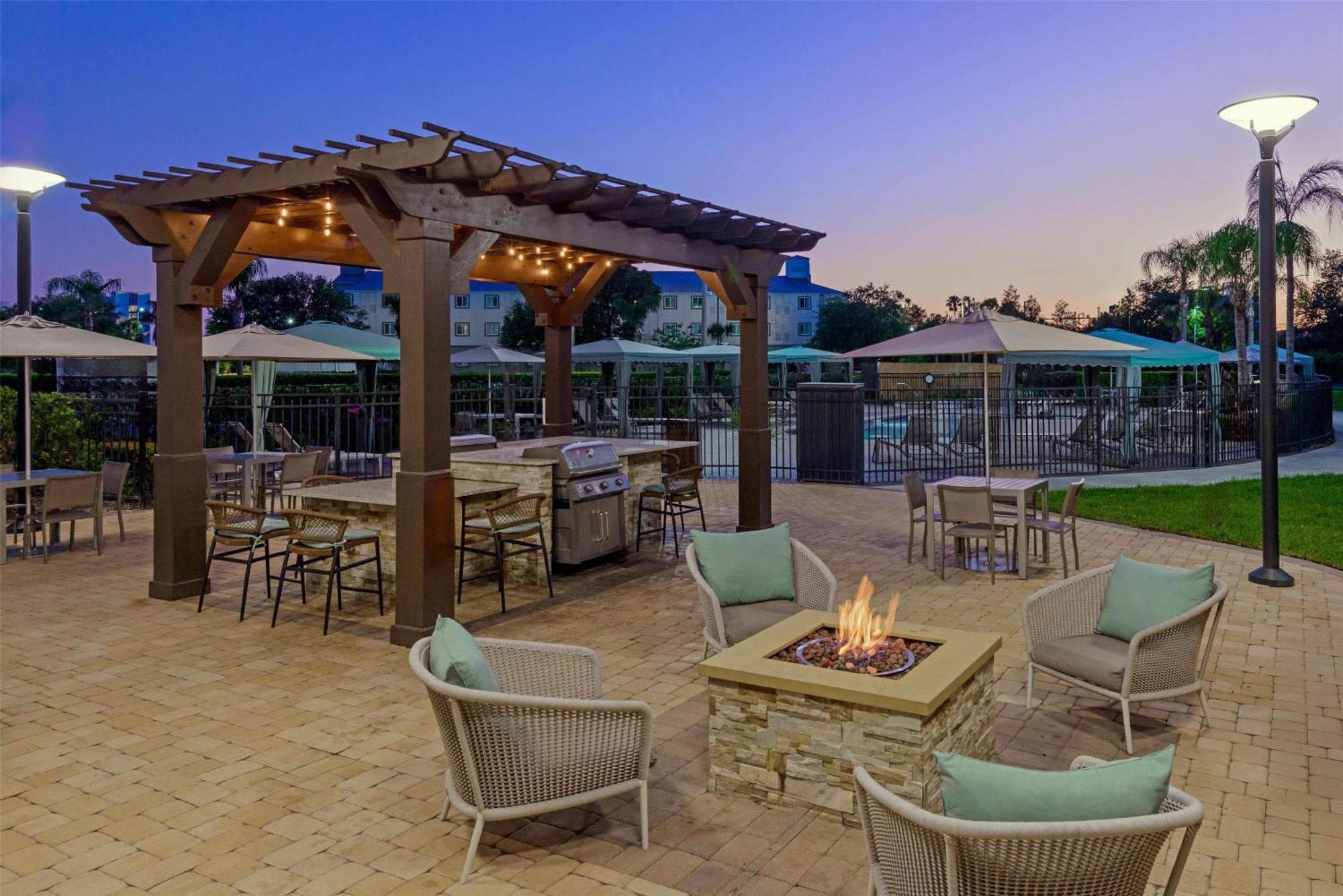 Homewood Suites By Hilton Orlando-Nearest To Universal Studios Exteriör bild